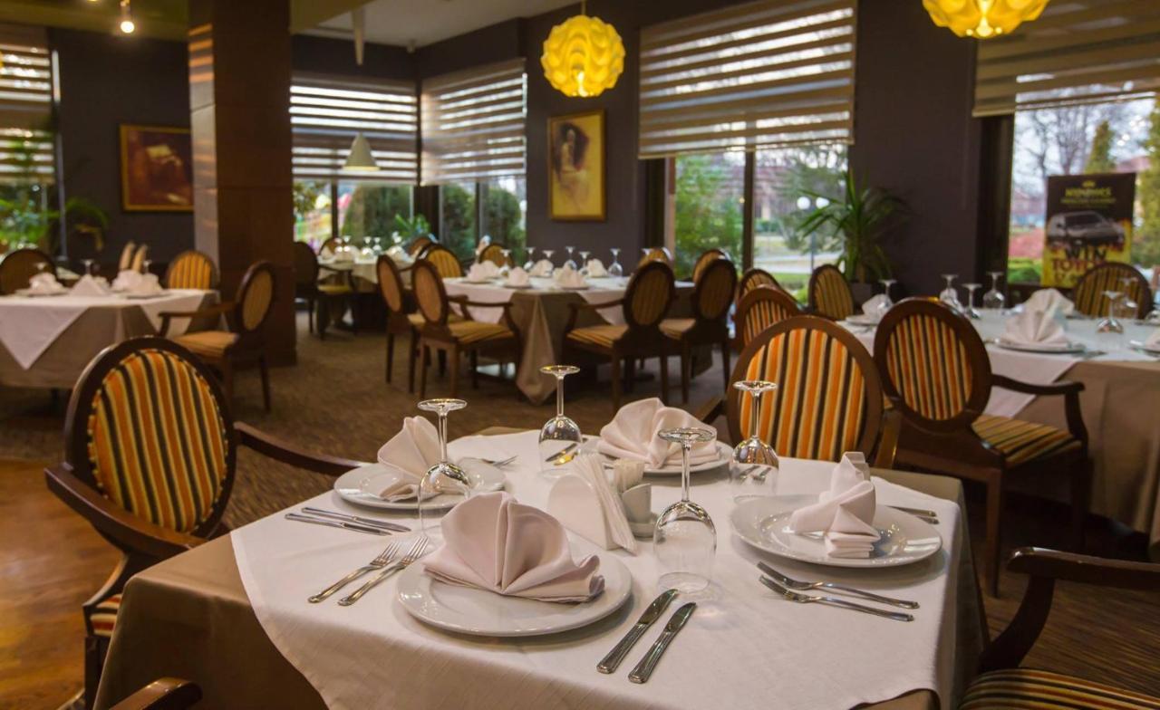 Park Hotel Romantica Svilengrad Exterior foto