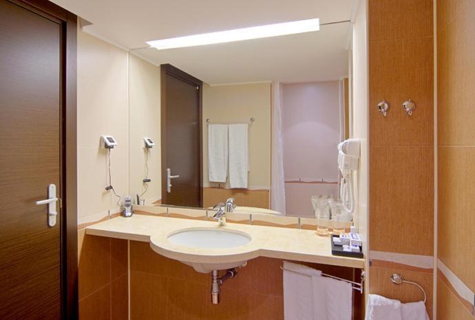 Park Hotel Romantica Svilengrad Quarto foto